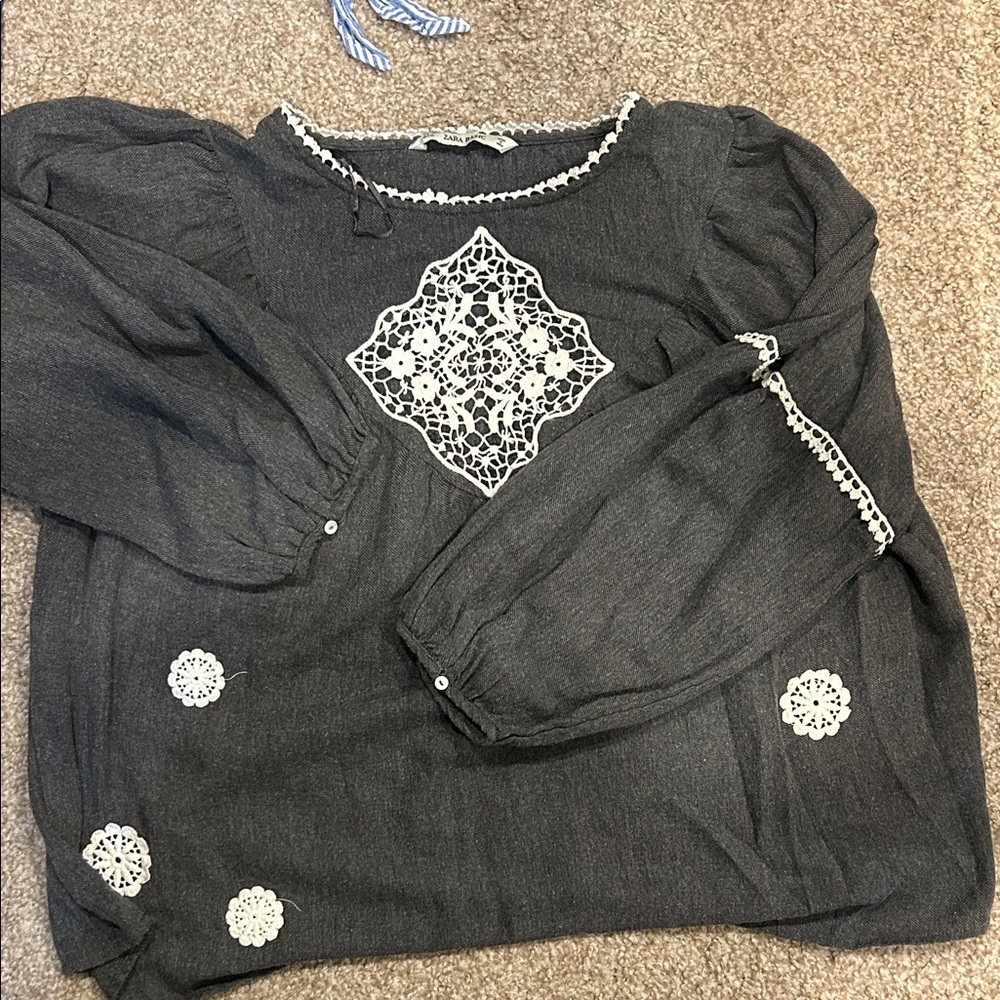 Zara Charcoal Top with Ivory Trim